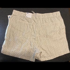 Old navy size XL short.